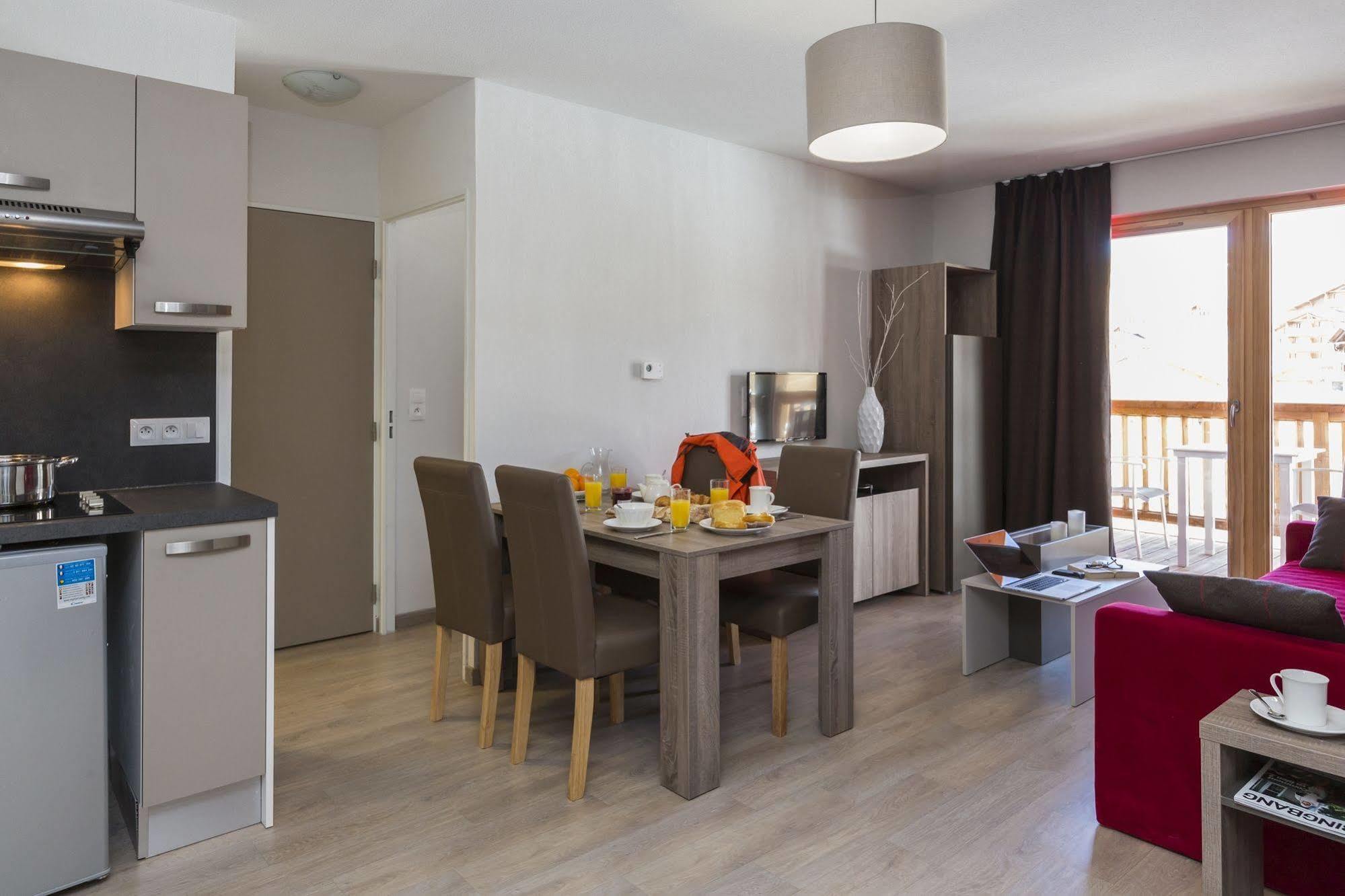 Residence Prestige Odalys Front De Neige 拉普拉涅 外观 照片