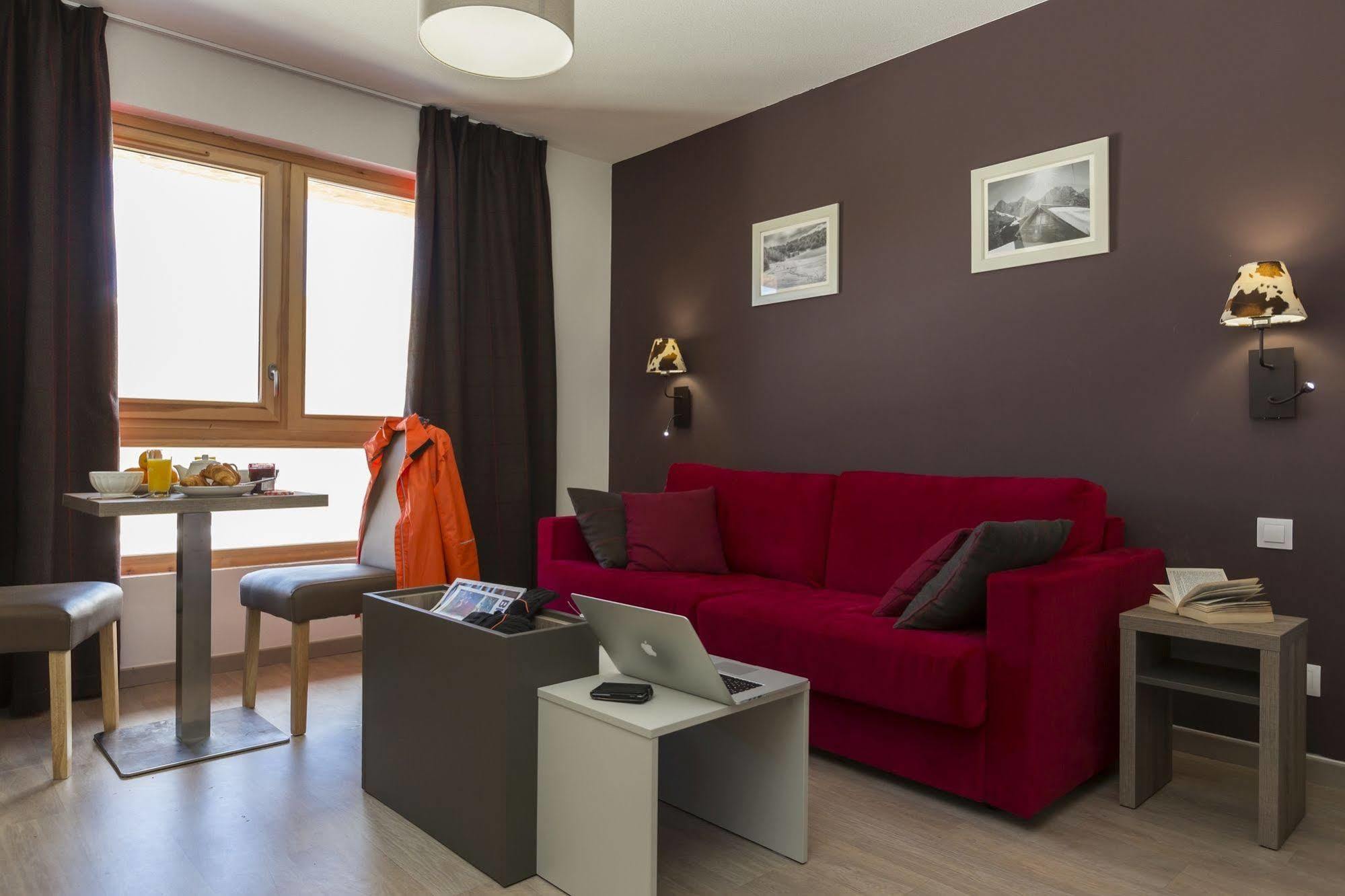 Residence Prestige Odalys Front De Neige 拉普拉涅 外观 照片